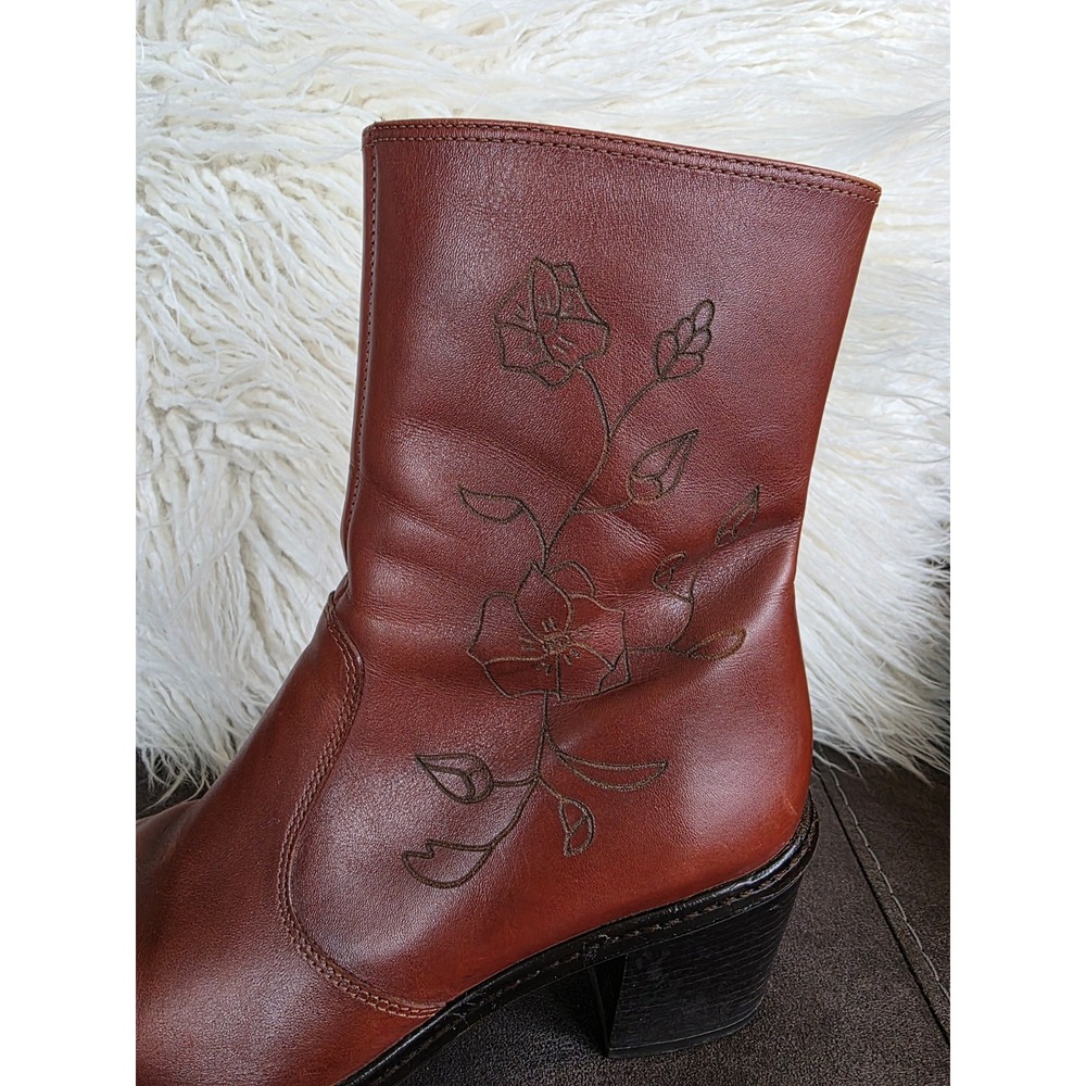 Gianni Bini Flower Embroidered Brown Leather Western Ankle Boots Women's 8.5 - Picture 7 of 16